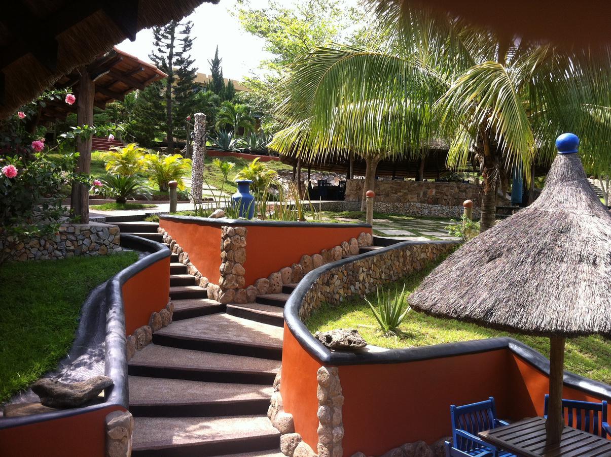 Hillburi Aburi Exterior photo